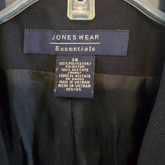 JONES WEAR ESSENTIALS DARK NAVY BLUE BLAZER SIZE 14 ONE BUTTON CLASSIC CAREER - Picture 2 of 7